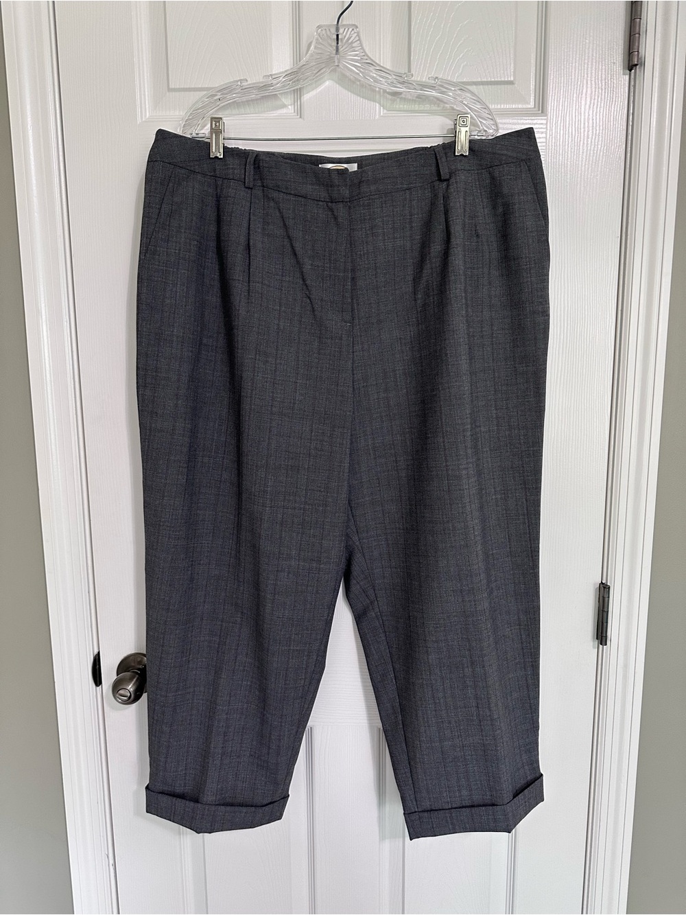 Talbots Women’s Patterned Charcoal Gray Pleated Dress Slacks